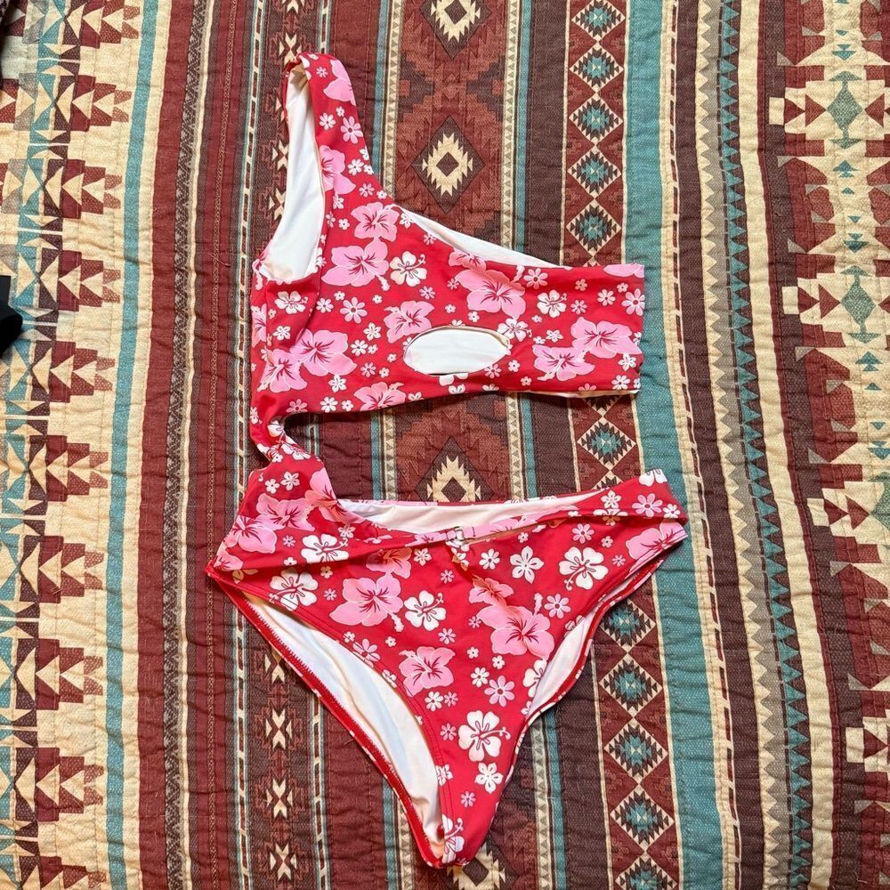 Frankie’s Bikinis cute cut out one piece size XS